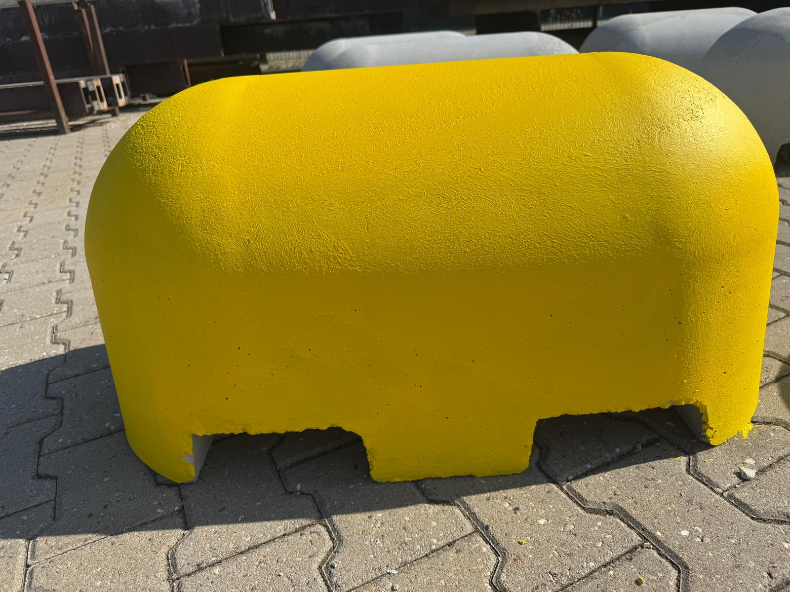 Jumboblok Geel 90x45x45cm met lepeluitsparing 4