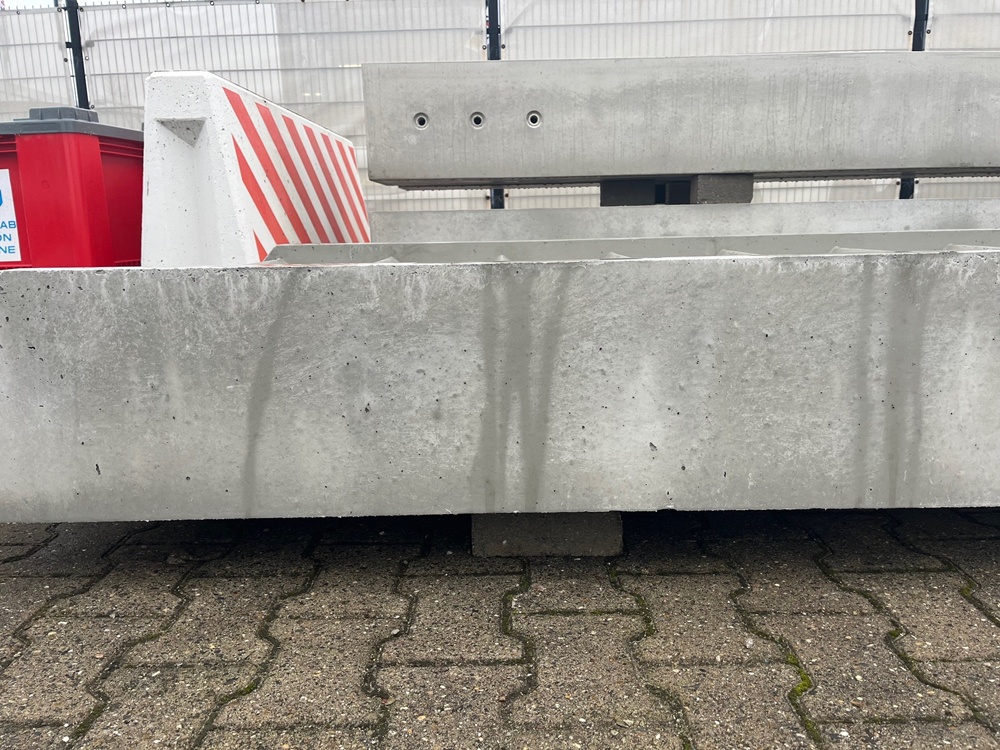 Trap met bomen, 16 treden, 1180 breed detail image 1