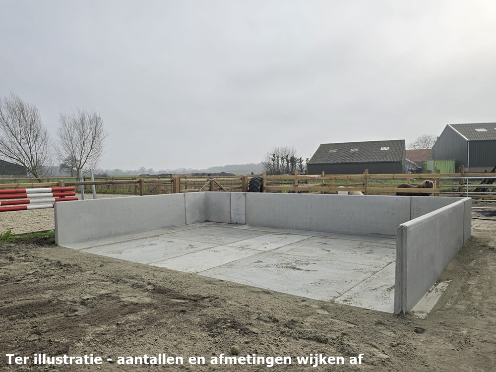 Mestbak 3350x2700mm, 500mm hoog met Keerwanden en betonvloer